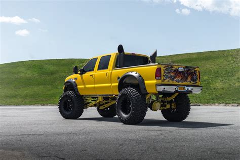 Insane Monster Truck - Yellow Ford F-250 Super Duty on Huge Wheels ...