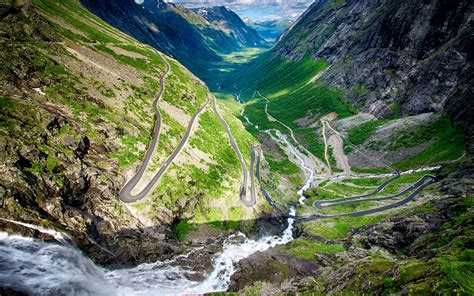 Awesome and spectacular road : Trollstigen, Norway