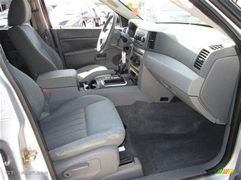 2006 Jeep Grand Cherokee Laredo Interior Photos | GTCarLot.com