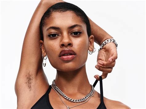 People Are Praising Nike for This Photo That Proudly Shows a Model’s ...