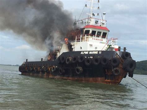 Kapal TB Alpine Marine 11 Terbakar di Perairan Batulicin Kalsel