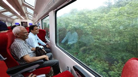 Mumbai-Goa Tejas becomes first train on Central Railway with vistadome on either ends