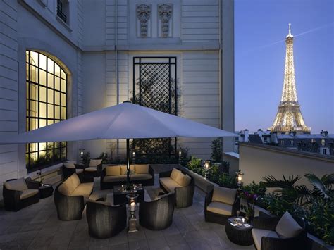 La terrasse d'été Shangri-la, 10 avenue d'Iena, Paris XVI | Best paris ...