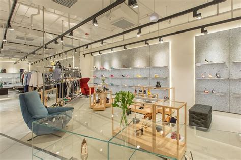 Retail Design Ideas – Runway Concept Store by Fabio Ferrillo | Archi ...