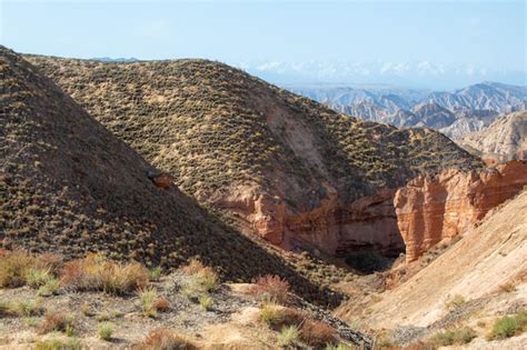 Premium Photo | Rainbow mountain landscape at binggou danxia scenic ...