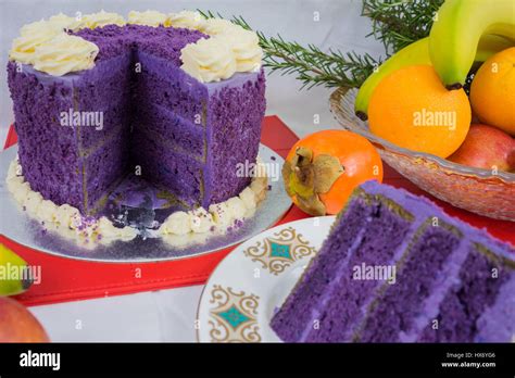 Filipino purple yam cake Stock Photo - Alamy