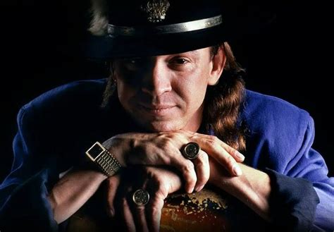 10 Best Stevie Ray Vaughan Songs of All Time - Singersroom.com