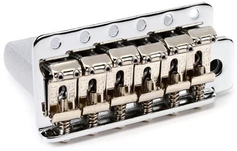 Fender Stratocaster Bridge Assembly Vintage-Style | Sweetwater