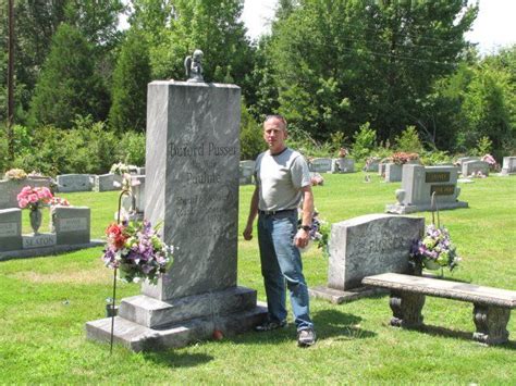 Sheriff Buford Pusser and his wife, Pauline's grave site.