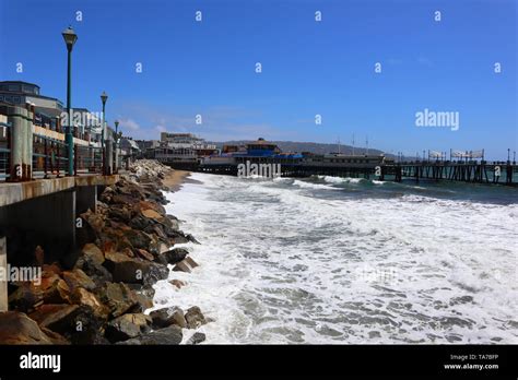 view Redondo Beach Pier - REDONDO BEACH, Los Angeles, California Stock Photo - Alamy