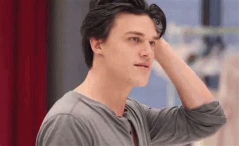 Finn Wittrock Ahs GIF - FinnWittrock Ahs AmericanHorrorStory - Discover & Share GIFs