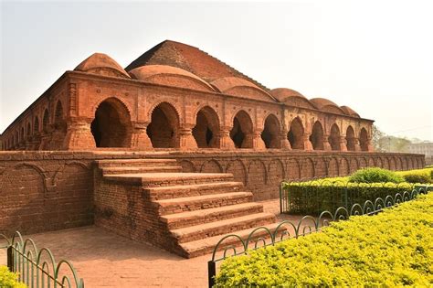 Top 9 Historical Places in West Bengal That Everyone Should Visit - Tusk Travel