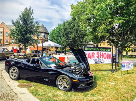 Fall Classic Car Show in Riverside, Illinois