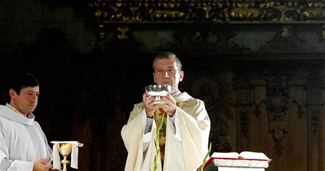 The Parts of the Mass: The Liturgy of the Eucharist - Ascension Press Media