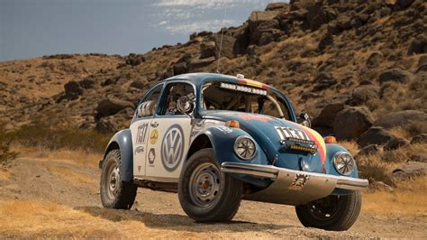 Scenes from the Baja 1000 - CNET