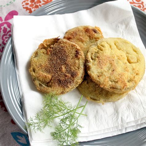 Fried Green Tomato Pickles - The Country Chic Cottage