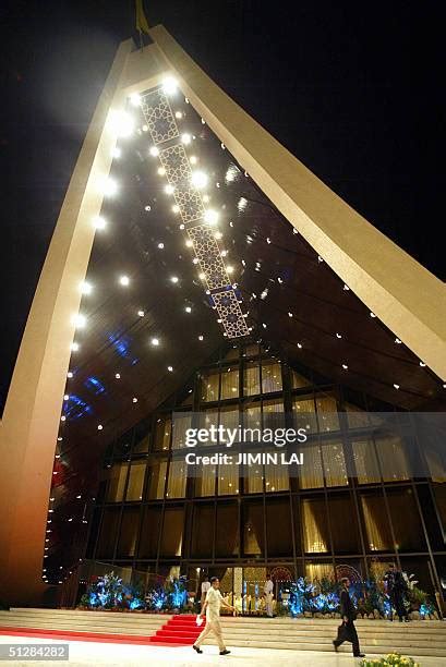 105 Royal Wedding Of The Crown Prince Of Brunei Banquet Stock Photos ...