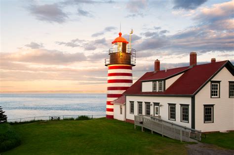 40 Most Iconic East Coast Lighthouses | VacationRenter Blog