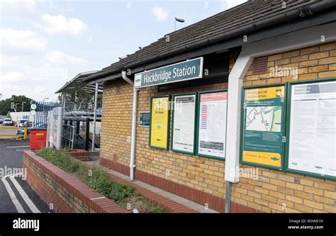 Hackbridge Station South London UK Stock Photo - Alamy