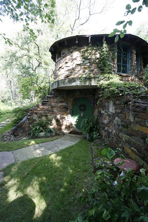 Hobbit House garden -- garden tours at GWA2010 | We toured s… | Flickr