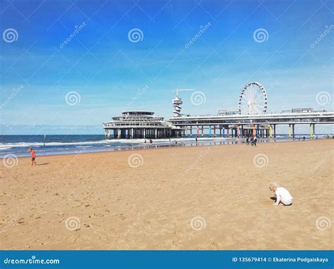 Den Haag beach editorial stock image. Image of haag - 135679414