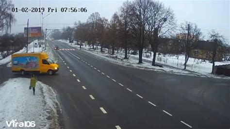 Funny Russian car crashes 2020 February winter - One News Page VIDEO