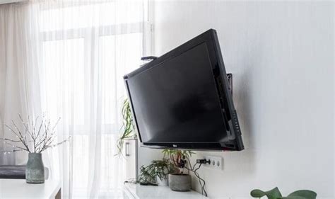 Best Wall Mount for Vizio 65-Inch TV 2022 - Top 5 Reviews & FAQs