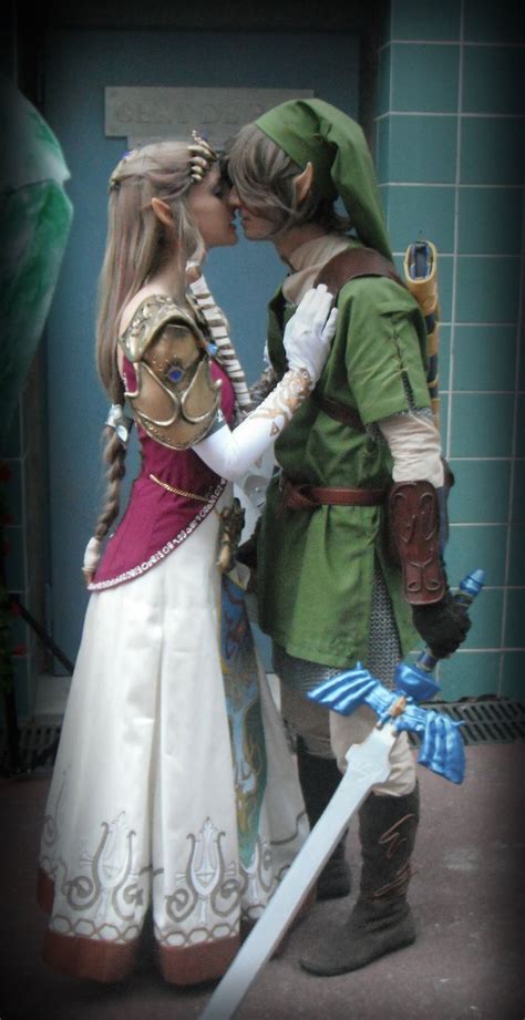 true love by *ivettepuig on deviantART | Zelda cosplay, Couples cosplay ...