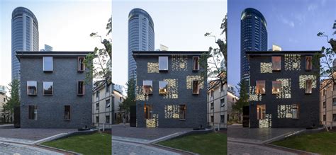 Façade Renovation for No. 8 Building / Atelier Archmixing | ArchDaily