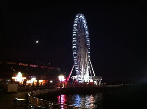 seattle waterfront ferris wheel | Seattle waterfront, Space needle, Waterfront