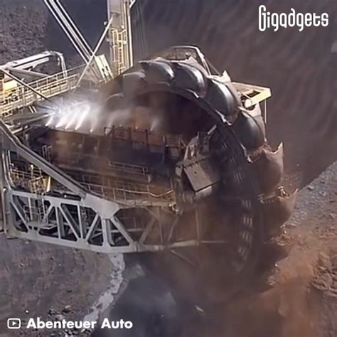 German Bucket-Wheel Excavator Bagger 293 | excavator | This 1995 bucket-wheel excavator is so ...