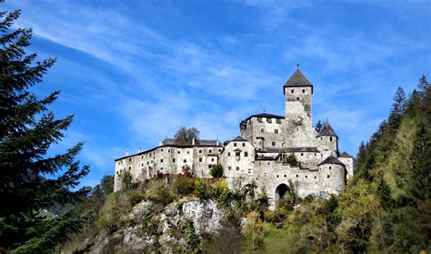 I cinque castelli più affascinanti dell’Alto Adige | Booking Südtirol Blog