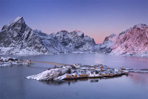 Reine on the Lofoten Islands in Northern Norway in Winter Stock Image - Image of idyllic, rorbu ...