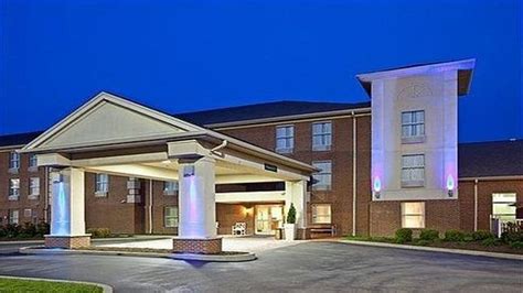 HOLIDAY INN EXPRESS FAIRFIELD, AN IHG HOTEL $115 ($̶1̶3̶7̶) - Prices ...