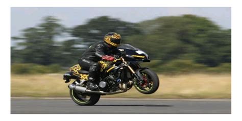 How to Wheelie a Motorcycle in 5 Steps - Gear Sustain