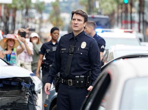 5 Reasons to Watch The Rookie, Straight From Nathan Fillion | E! News