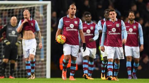 Gabriel Agbonlahor steps down as Aston Villa captain