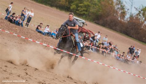 Quarter Mile Race - Easy Ranch | HORSE & ENDURANCE Photography