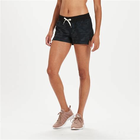 Vuori Clementine Short | Marathon Sports