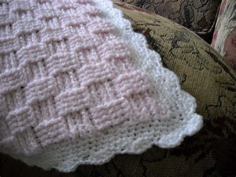 TwoLuLa: Basket Weave Baby Blankets