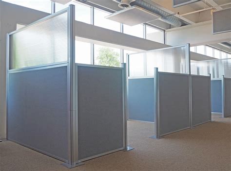 Aluminium Office Workstation Partition Using Divied Cubicle Soundproof Wall - China Building ...