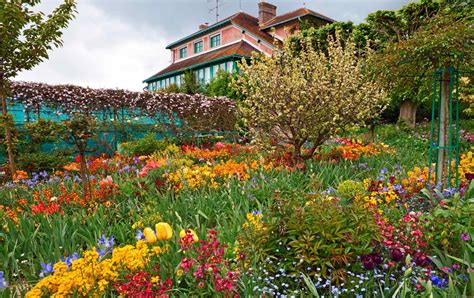 Blooming Paris: Where to See Spring Flowers in Paris - Paris Perfect