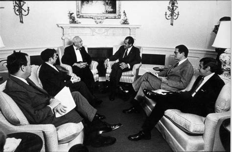 Presidential NIH Visits: Richard Nixon, 1972 | NIH Intramural Research Program