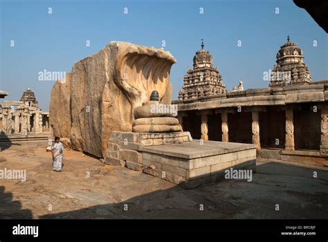 Veerabhadra Temple(16th century), Lepakshi ,Andhra Pradesh Stock Photo ...