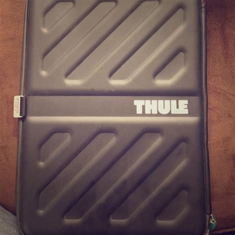 Thule Sweden | Bags | Laptop Case | Poshmark