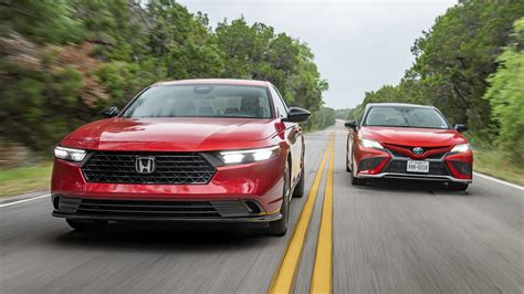 2023 Honda Accord Sport Hybrid vs. Toyota Camry XSE Hybrid: Comparison Test