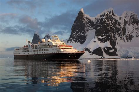 Three Amazing Antarctica Expedition Itineraries in 2021 - All About Cruises