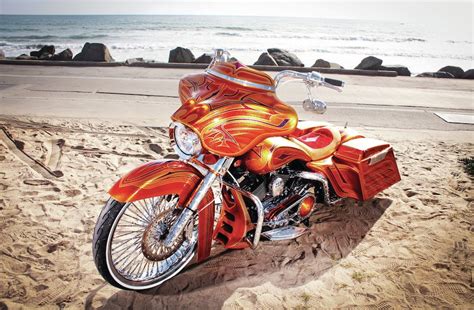 2006 Harley-Davidson Street Glide - Chicano Style