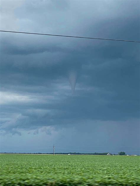 Harmless funnel clouds put on a show across North Central Illinois | WALS