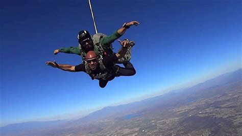 Lake Elsinore Skydive!!! - YouTube